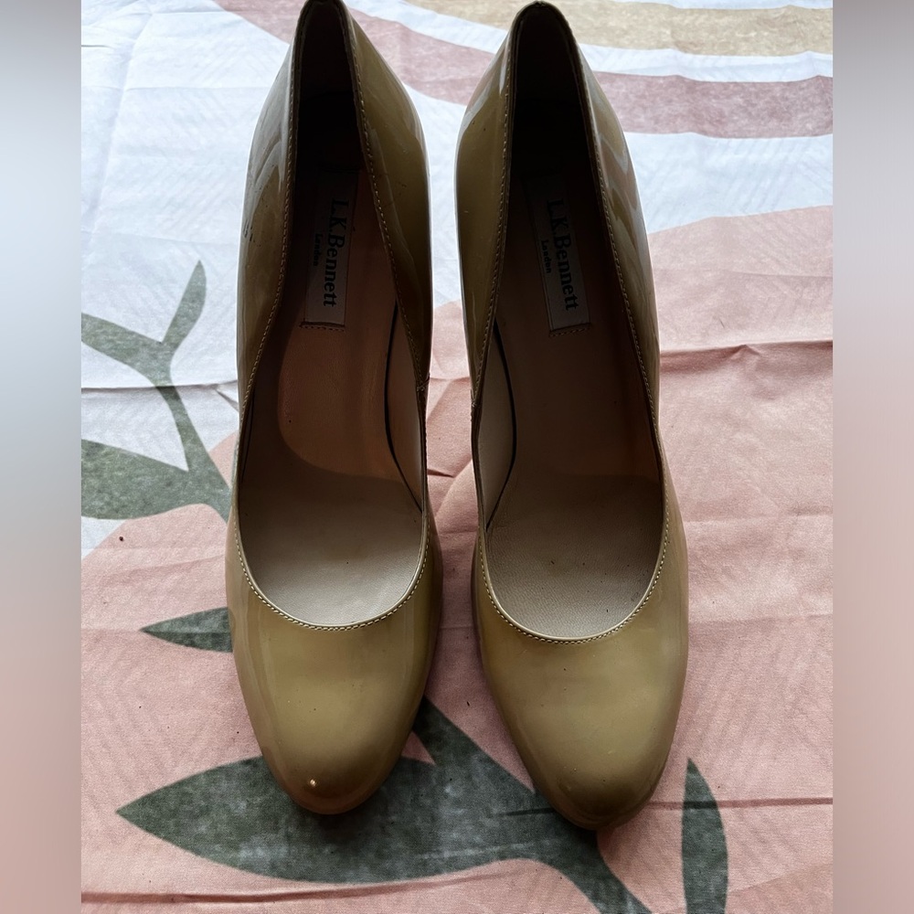 L.K. Bennett Tan Nude Closed Toe Patent Heels